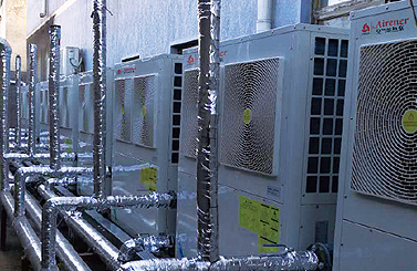 北京市昌平區(qū)、朝陽(yáng)區(qū)（2016年），順義區(qū)、平谷區(qū)（2016年、2017年），2018年石家莊無(wú)極縣、保定安國(guó)、邢臺(tái)隆堯縣、任縣、巨鹿等政府“煤改電”空氣源熱泵采暖中標(biāo)工程項(xiàng)目